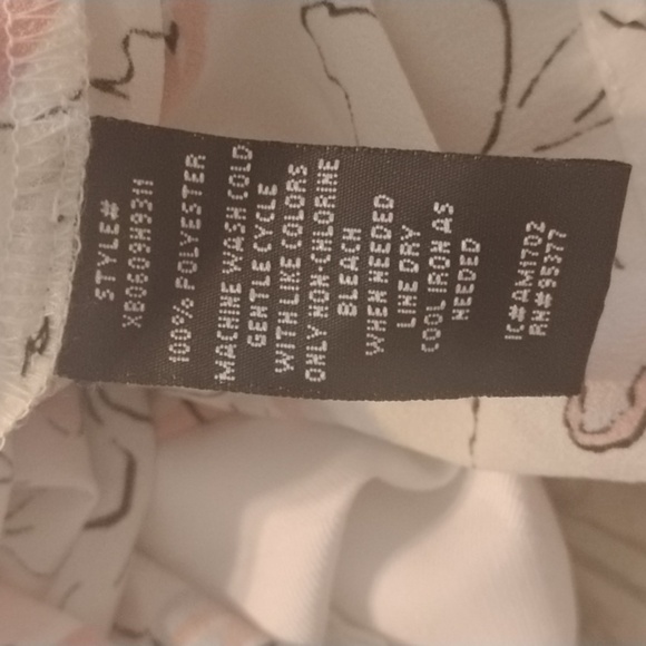 Sanctuary Women's Floral Pink & Beige Bottom Ruffle Blouse, Size: M - Picture 5 of 5